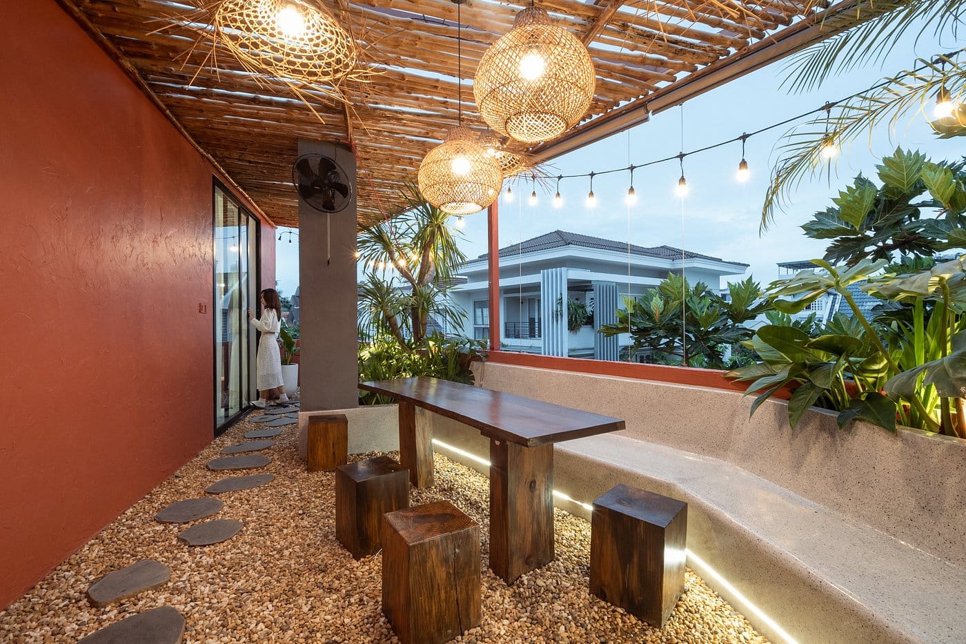kin wander tan phong hotel khach san 5