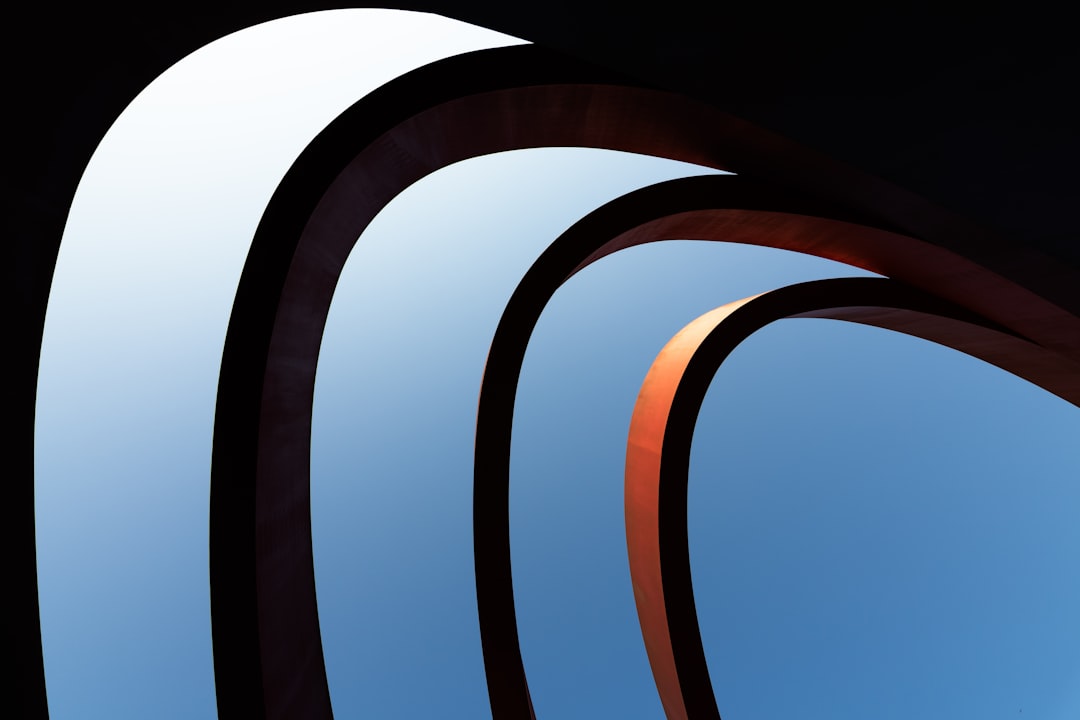 golden arch 28480