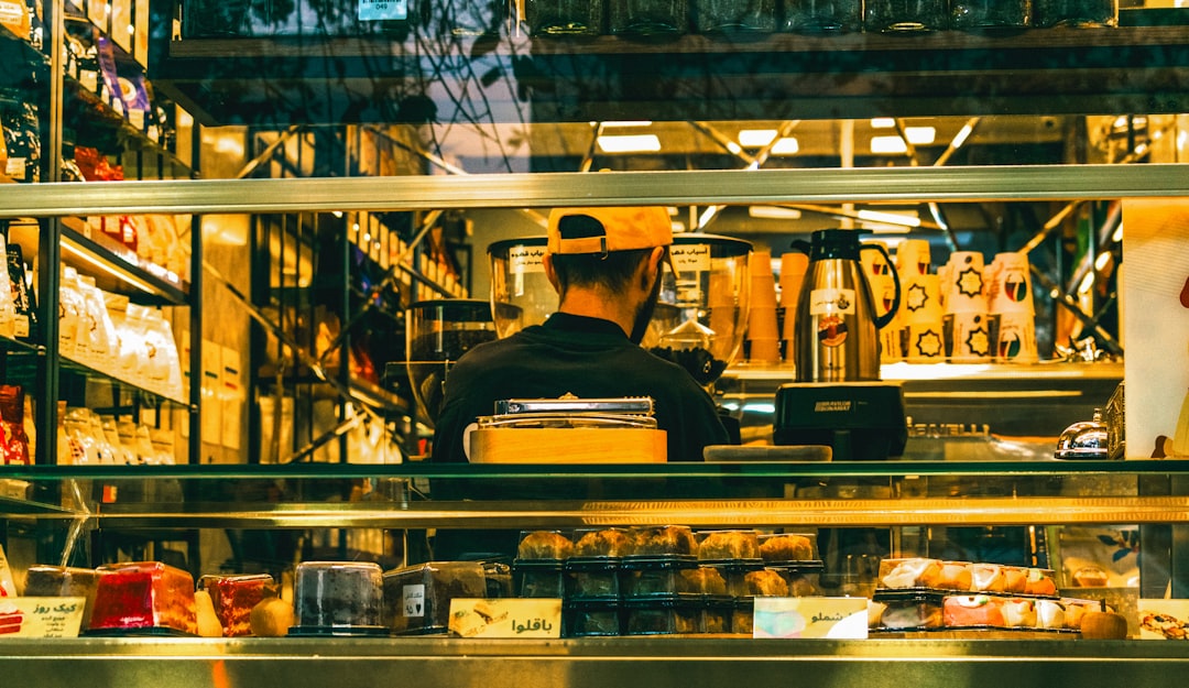 Tiệm bánh không gian: nơi mỗi góc là một câu chuyện - hình 1